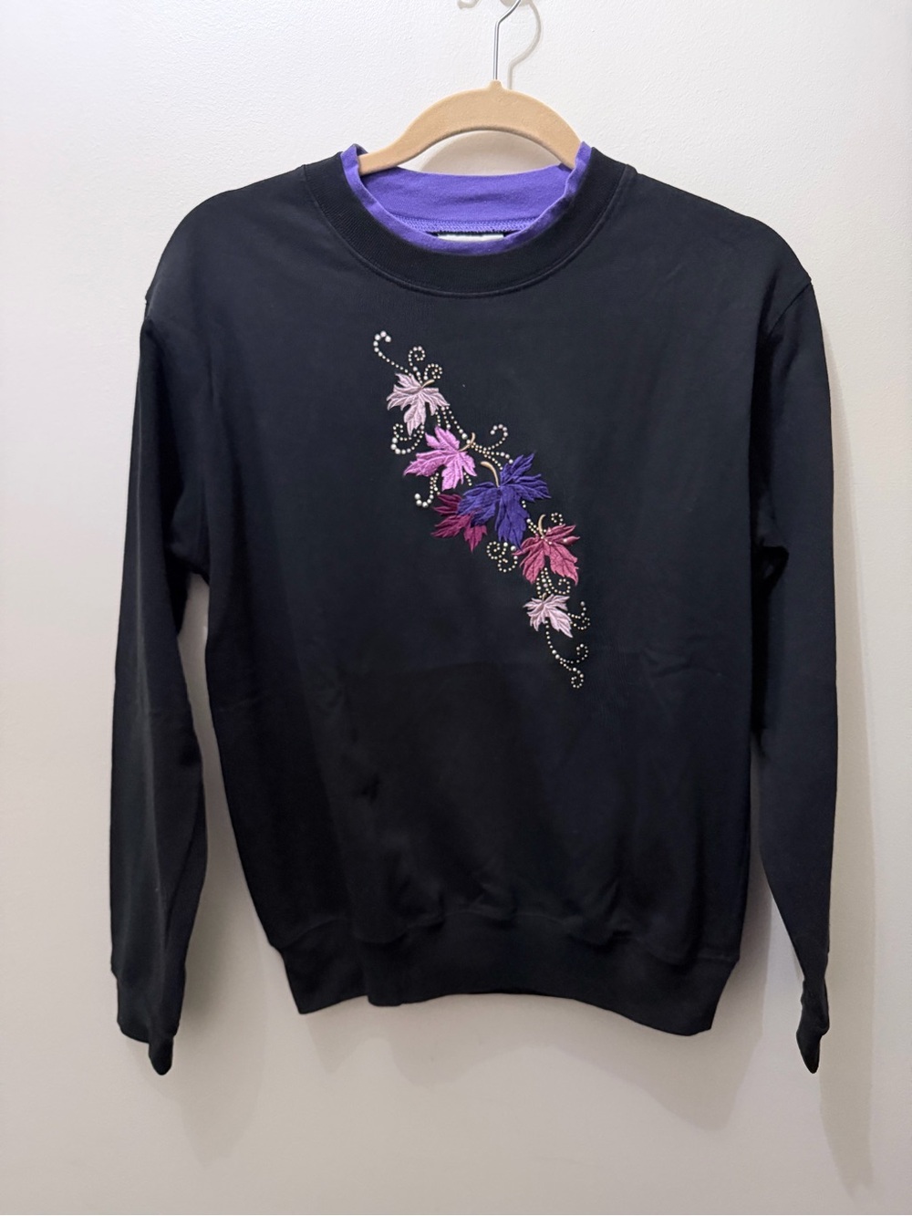 Vintage Crewneck Double Collar Sweater Fall Leaves Autumn Purple Gemstones M